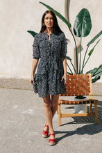 Load image into Gallery viewer, FALSE