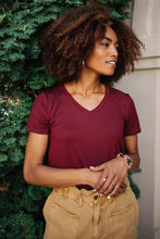 Load image into Gallery viewer, Essentials V Neck Tee in Berry