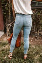 Load image into Gallery viewer, FALSE