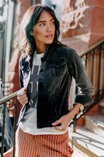 Load image into Gallery viewer, FALSE