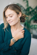 Load image into Gallery viewer, Gemma Gold Bracelet
