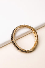 Load image into Gallery viewer, Crystal Quartz Detail Bracelet in Black
