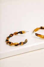 Load image into Gallery viewer, Tortoise Shell Twist Earrings
